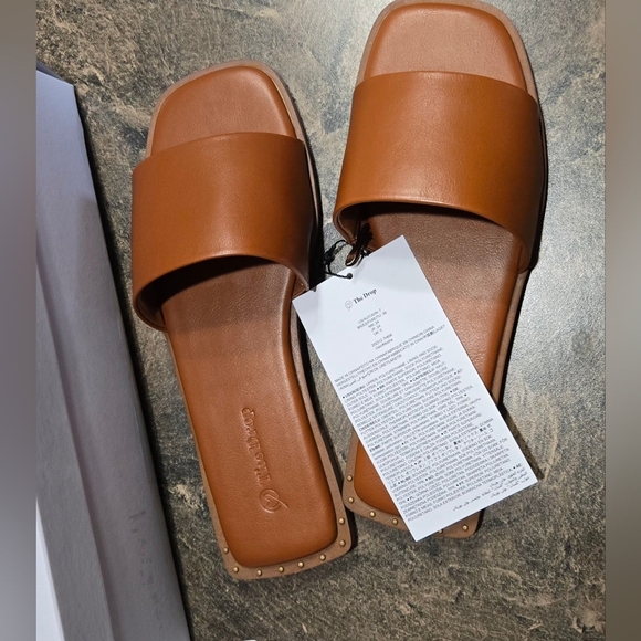 The Drop Women's Oslo One Band Sandal, Mocha #735, 736, 737 - Picture 3 of 12